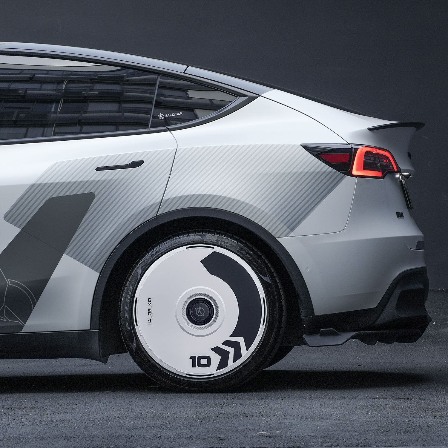 HALODISC 2 Wheel Covers for Tesla Model Y 21" Überturbine Wheels丨Arrow